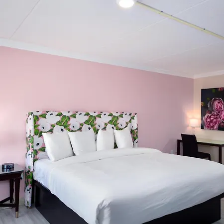 Bella Vista Hotel & Suites-3