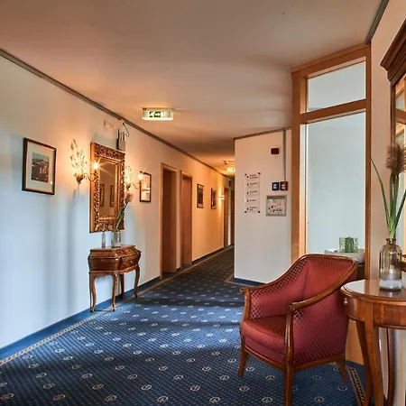 Berghotel Lothar-Mai-Haus-3