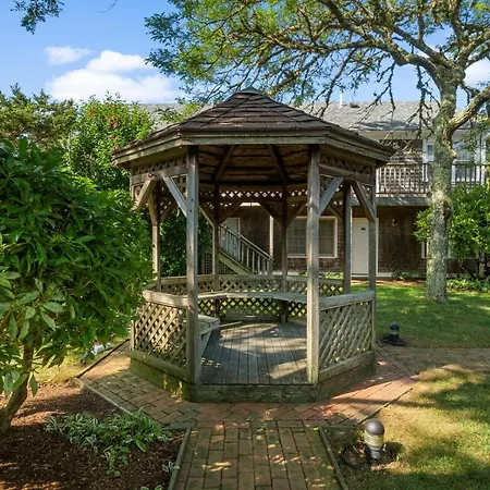 Nantucket Inn-2
