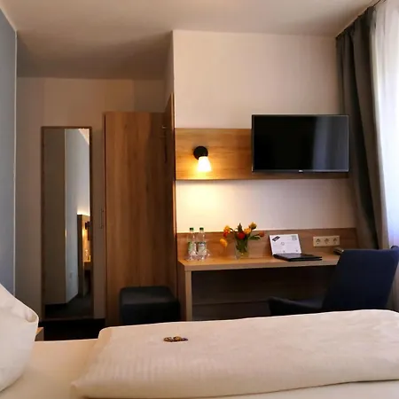 Hasi'S Hotel-3