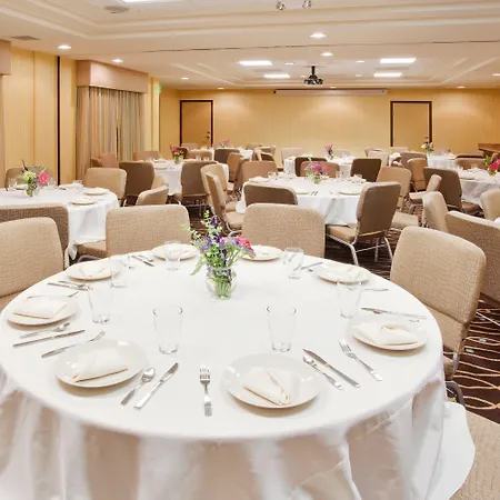 Holiday Inn Express & Suites Salinas By Ihg-2