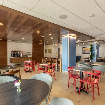 Holiday Inn Express New Orleans Downtown By Ihg-3