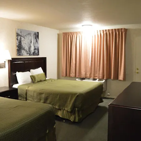 Cedar Lodge-3