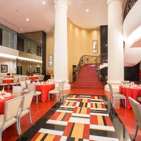 Merlynn Park Hotel-3