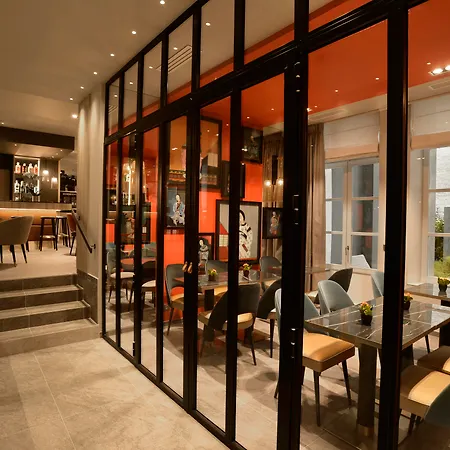 Hotel La Lanterne & Spa By Timhotel-2