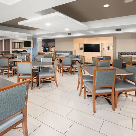 Holiday Inn Express Hotel & Suites Marysville By Ihg-2