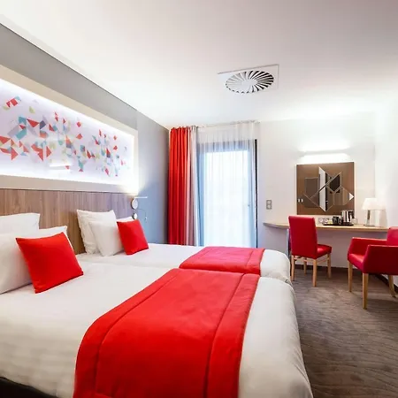 Brit Hotel Privilege Figeac-3