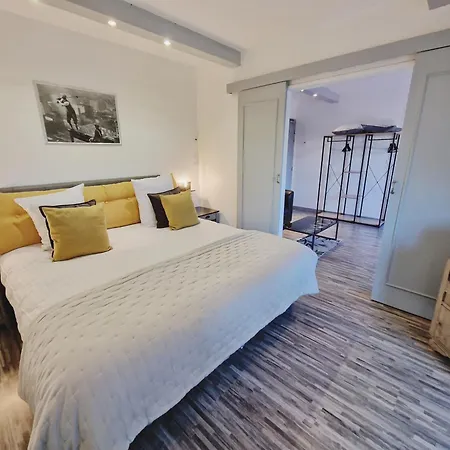 Les Terrasses de Saumur - Hôtel&Appartements - Restaurant&Spa (Logis)-2