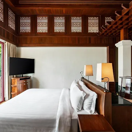 Centara Grand Beach Resort Phuket-3