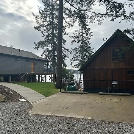 Pender Harbour Resort & Marina-3