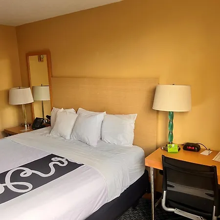 La Quinta By Wyndham West Palm Beach Airport-2