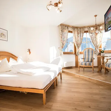 Turmhotel Gschwendt-2