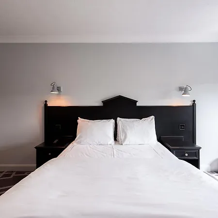 Village Hotel Liverpool-3