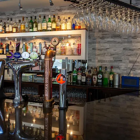 Rosslea Hall Hotel-2