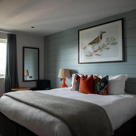 The Bridge Hotel-3