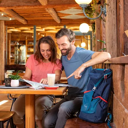 Jufa Alpenhotel Saalbach-2