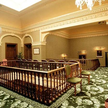Tre-Ysgawen Hall & Spa-2