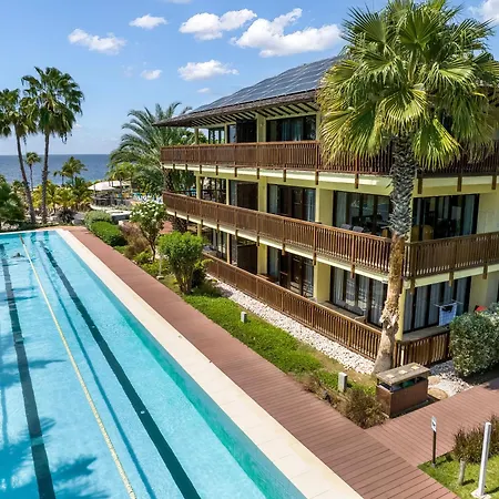 Lionsdive Beach Resort-2