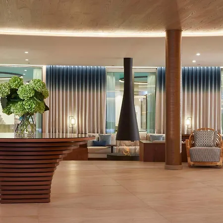 Infinity Hotel & Conference Resort Munich-3