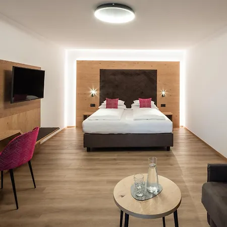 Hotel Blitzburg-3