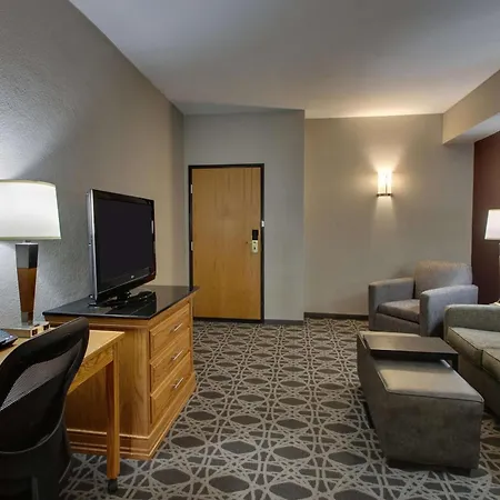 Drury Inn & Suites Albuquerque North-2