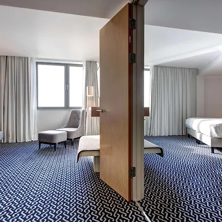 Radisson Blu Waterfront Hotel, Jersey-2