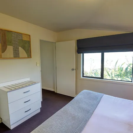 Castaways Resort-2