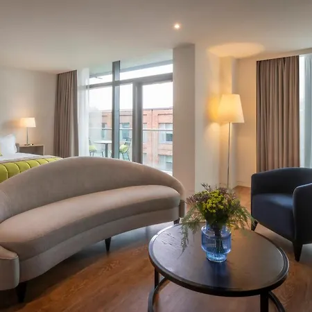 The Gibson Hotel Dublin City-2