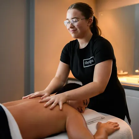 Hillgrove Hotel, Leisure & Spa-2