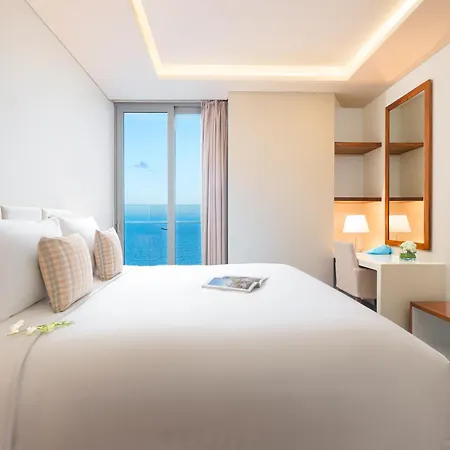 A La Carte Da Nang Beach-3