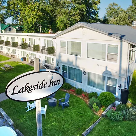 Lakeside Inn-3