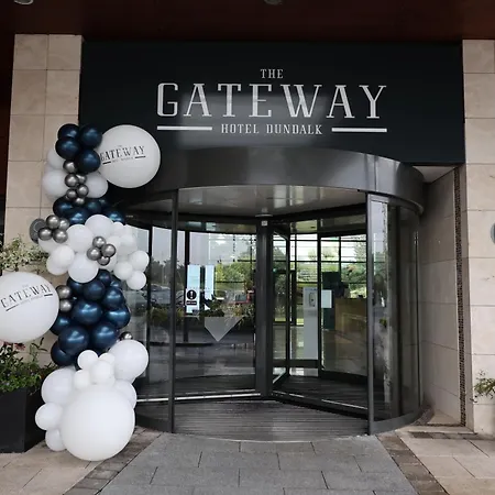 The Gateway Hotel-2