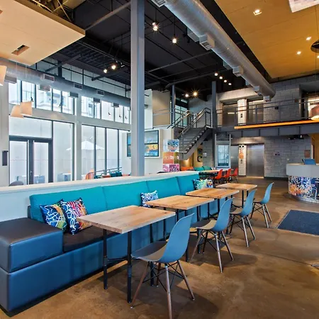 Aloft By Marriott Birmingham Soho Square-2