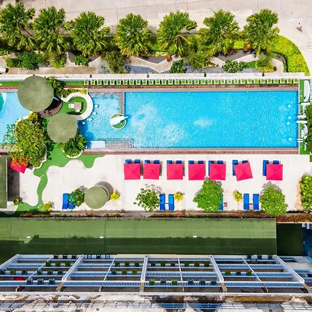 Ramada By Wyndham Phuket Deevana-3