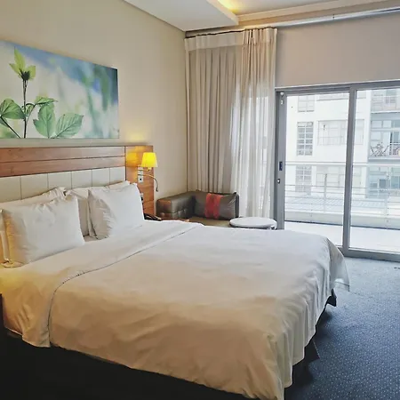 Doubletree By Hilton Cape Town Upper Eastside-3