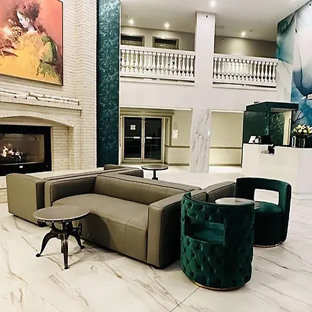 Wyndham Garden Galena Hotel & Day Spa-3