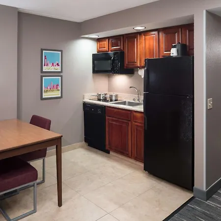 Hampton Inn & Suites Chicago North Shore-3