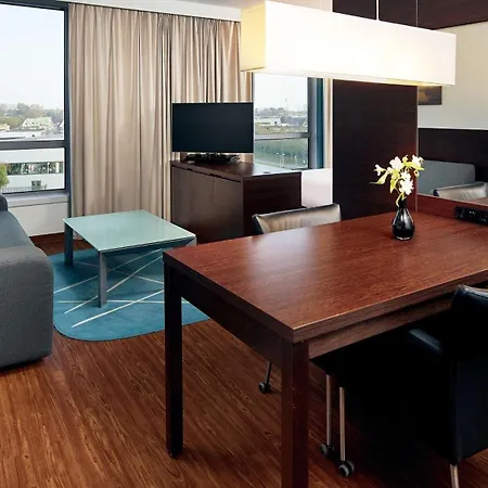 Park Plaza Amsterdam Airport-3