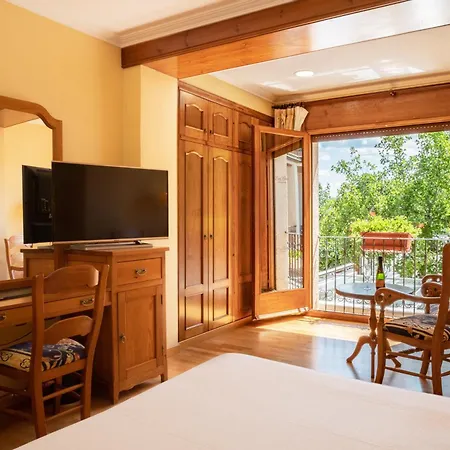 Hotel Can Boix De Peramola-3