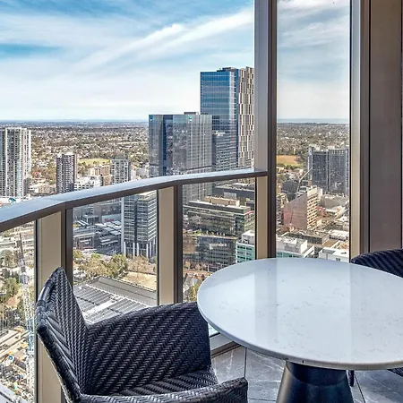 Meriton Suites George Street, Parramatta-3