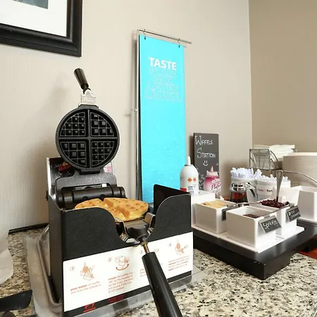 Hampton Inn & Suites By Hilton Barrie-2