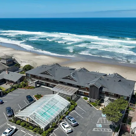 Pelican Shores Inn-2