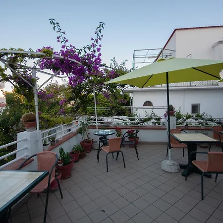 Hotel Villa Cecilia-2