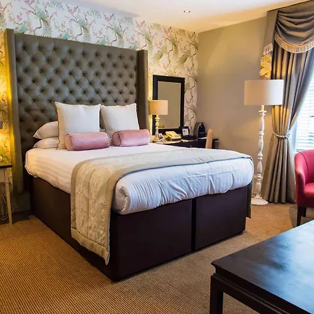 Worldhotels Distinctive Woughton House Hotel-3