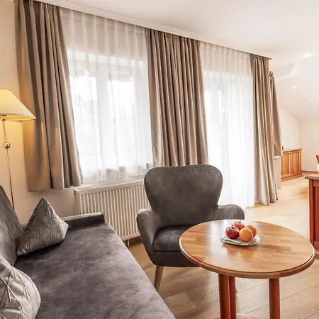 Seeböckenhotel Zum Weißen Hirschen-3