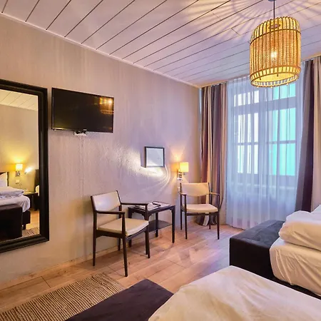 Hotel Roter Hahn-2