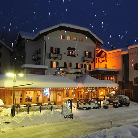 Cevedale Living Romance Hotel-2