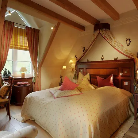 Hotel Jagdhof Glashütte-3