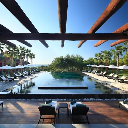 Asia Gardens Hotel & Thai Spa, A Royal Hideaway Hotel-3
