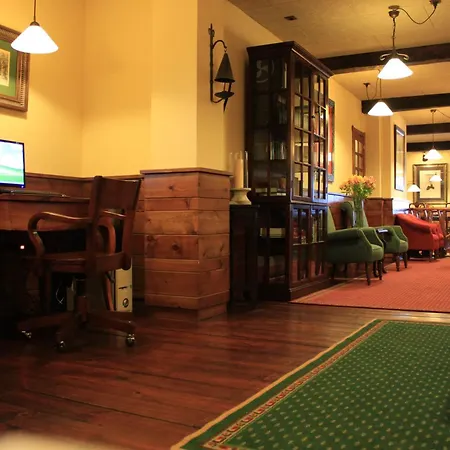 Hotel Virxe Da Cerca By Pousadas De Compostela-2